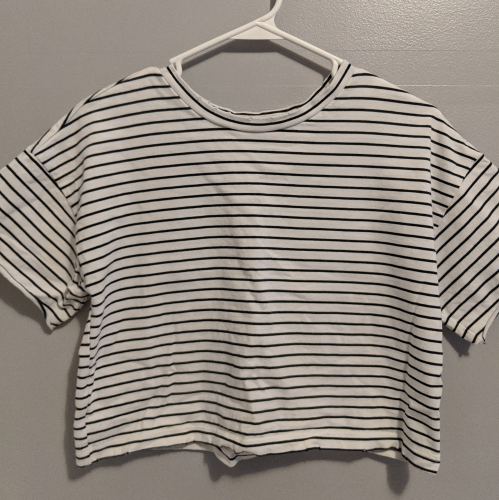 Forever 21 - White Black Striped Crop Top